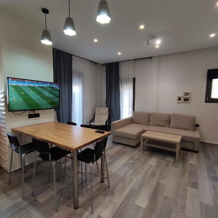 Bono Apartment カラマタ エクステリア 写真